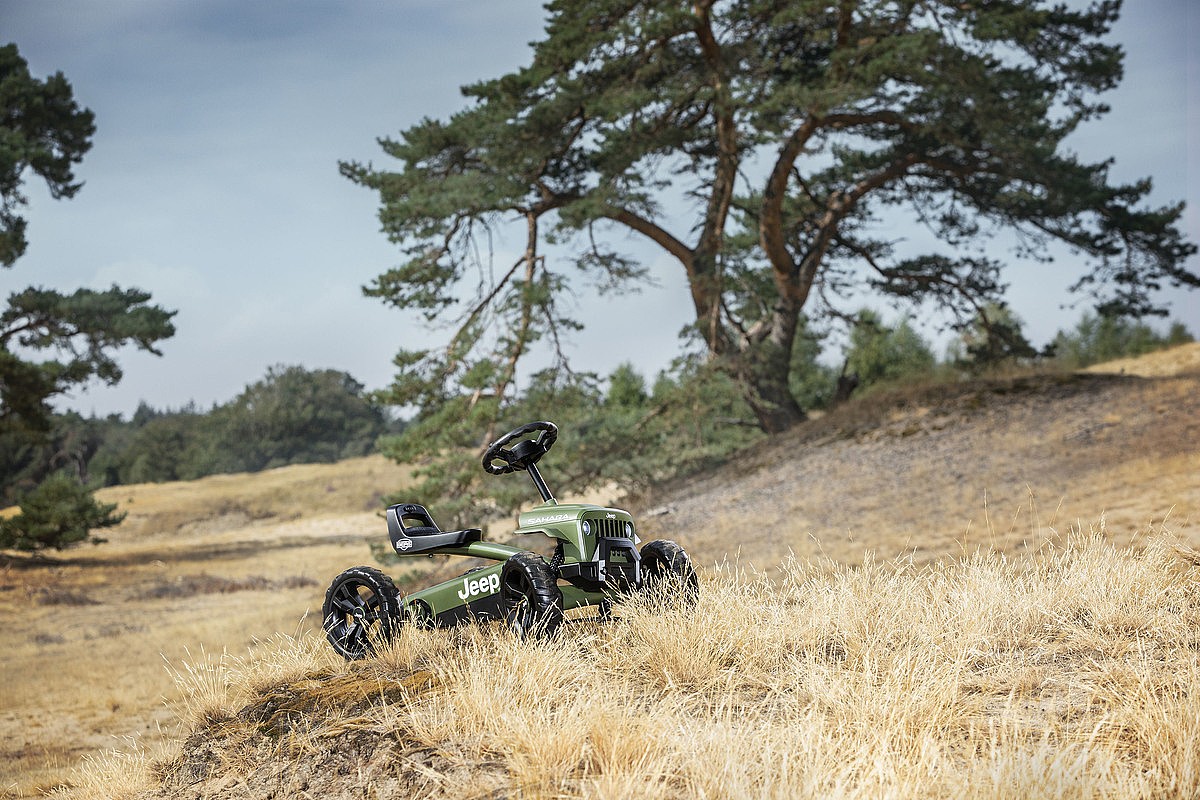 BERG- Buuzy Jeep Sahara ���� ��� ���� ������