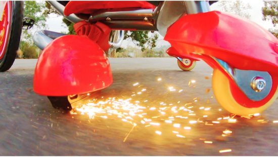 ��� ���� Flash Ride Machine 360 -  V2 ���� - Razor