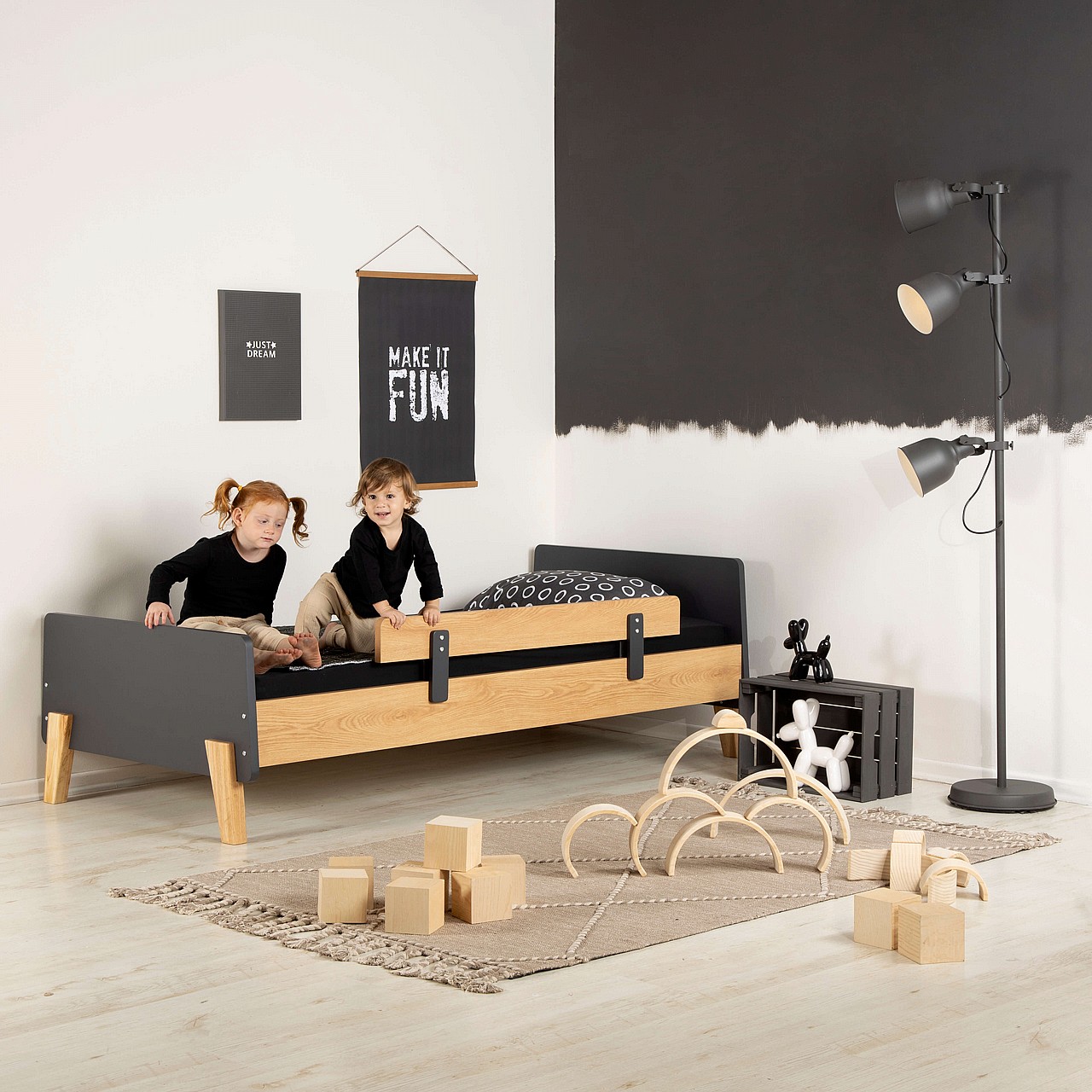 ���� ����� ����� ������ �����  segal - FUN