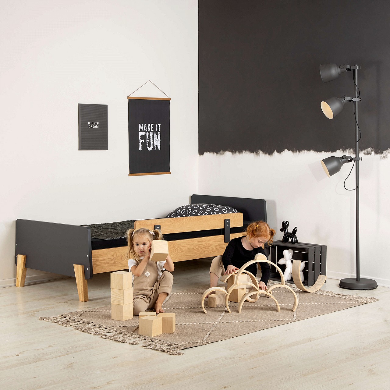 ���� ����� ����� ������ �����  segal - FUN