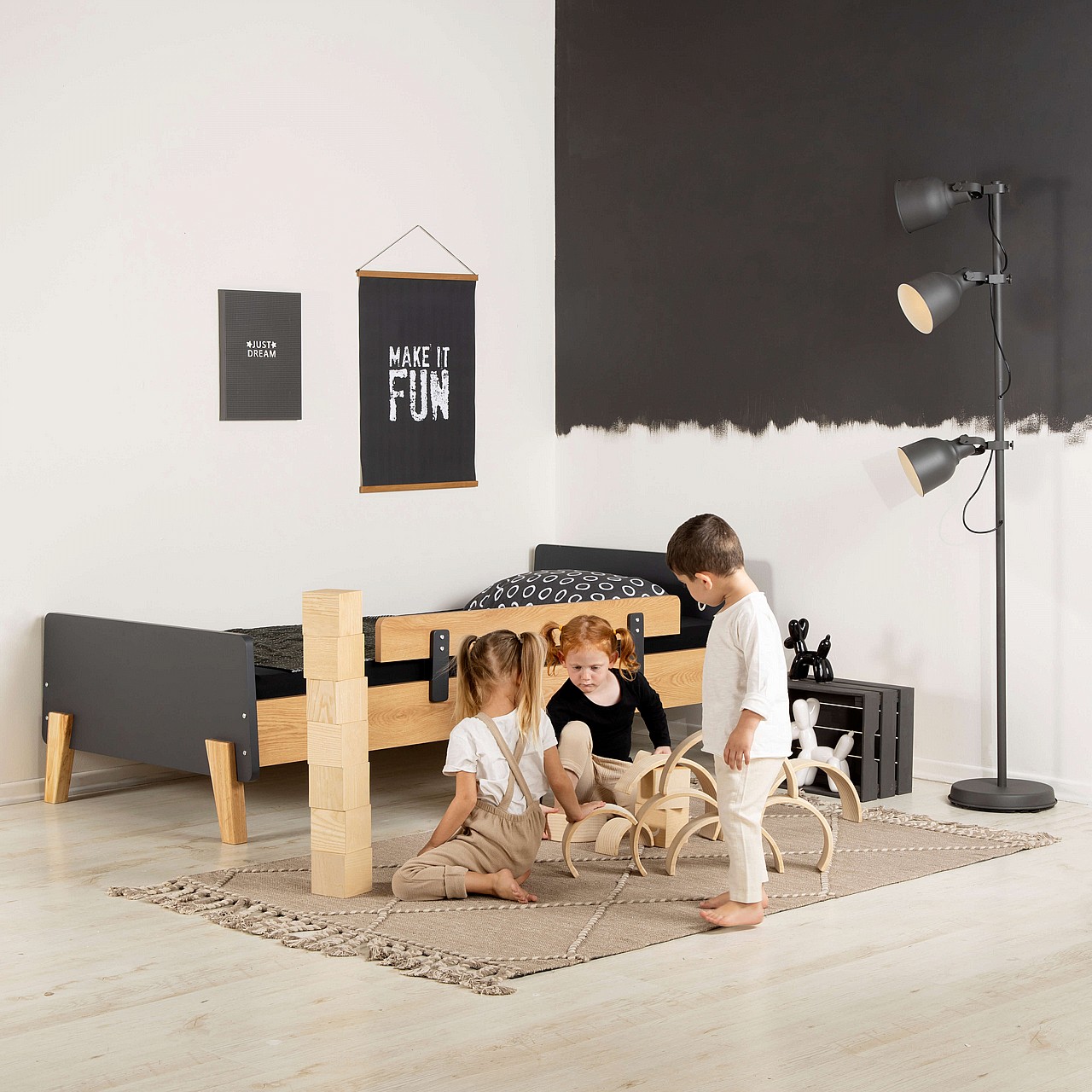 ���� ����� ����� ������ �����  segal - FUN