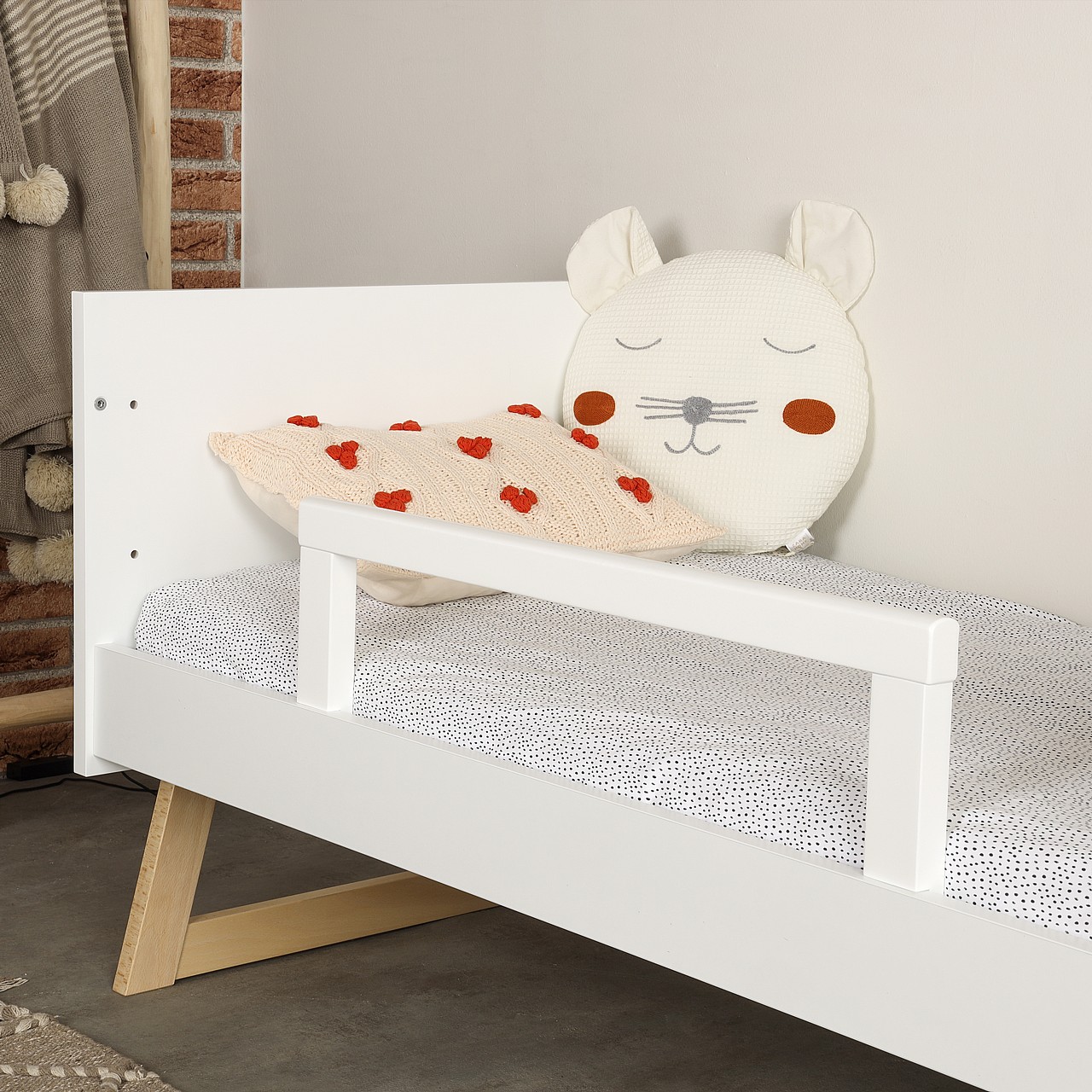 ��� ���� Segal