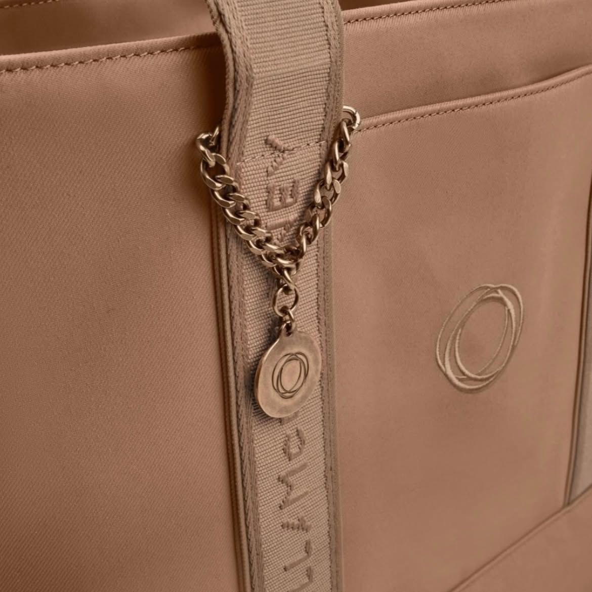 ����� ��������� ����-Bugaboo Dragonfly Plus-������ ������� ������ Stella McCartney.